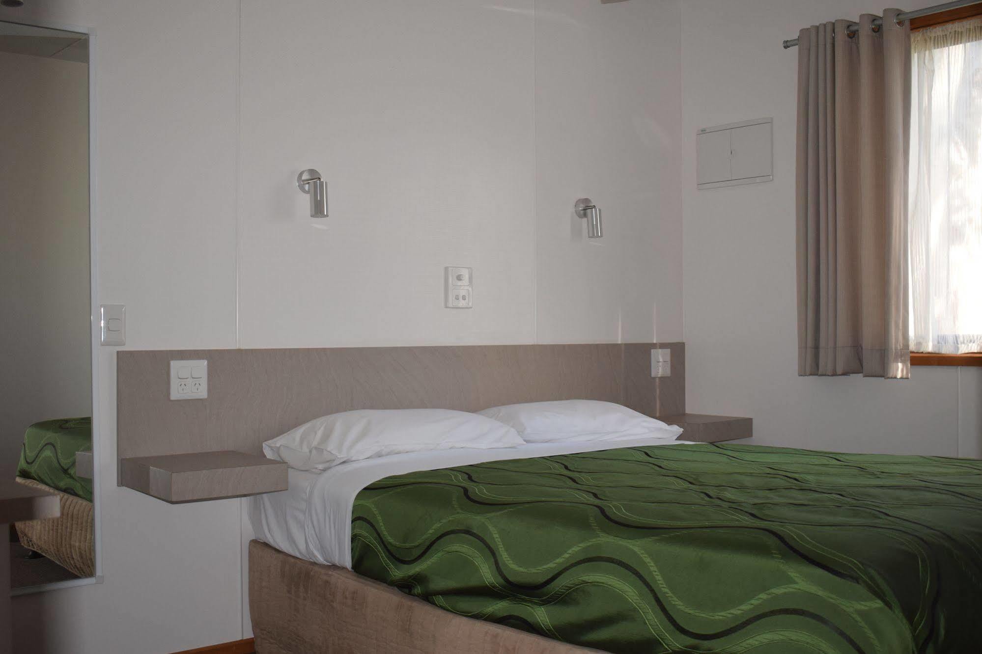 Cohuna Waterfront Holiday Park Exterior foto